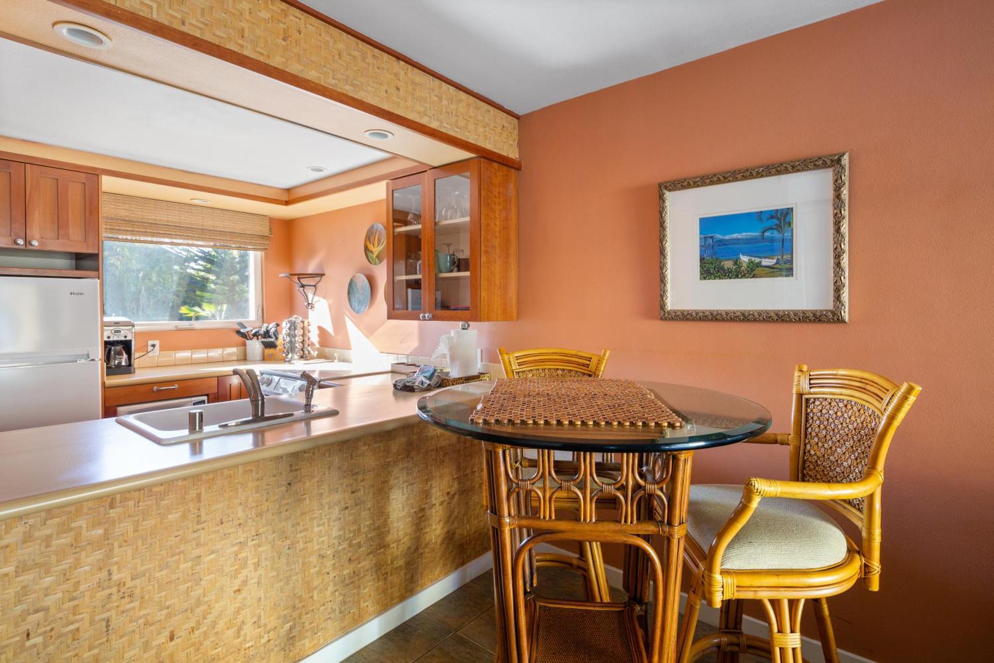 Bamboo Suite, 1 Bedroom, Sleeps 4, Pool & Bbq, Pre-Renovation Summer Sale Kihei Ngoại thất bức ảnh