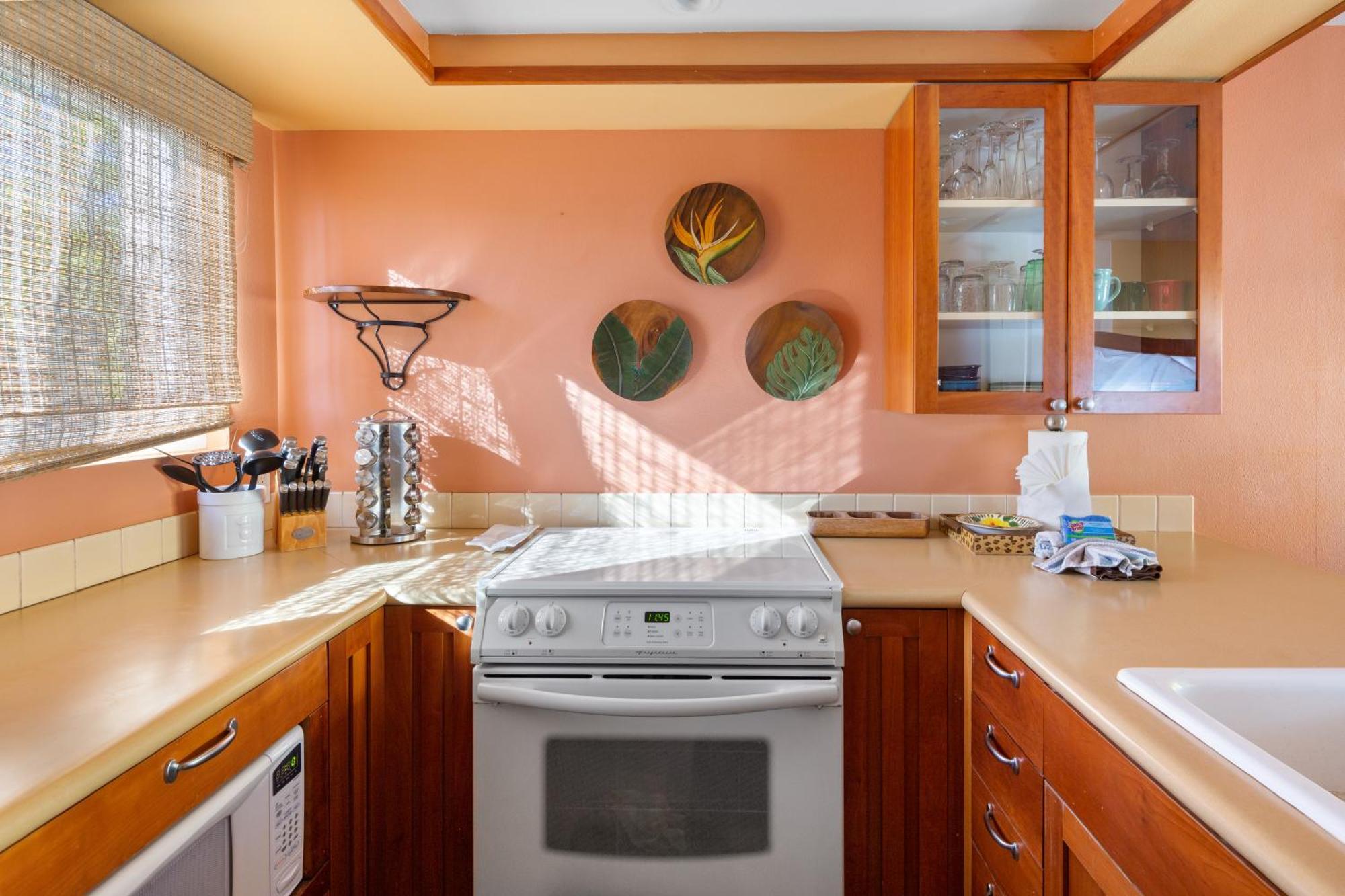 Bamboo Suite, 1 Bedroom, Sleeps 4, Pool & Bbq, Pre-Renovation Summer Sale Kihei Ngoại thất bức ảnh