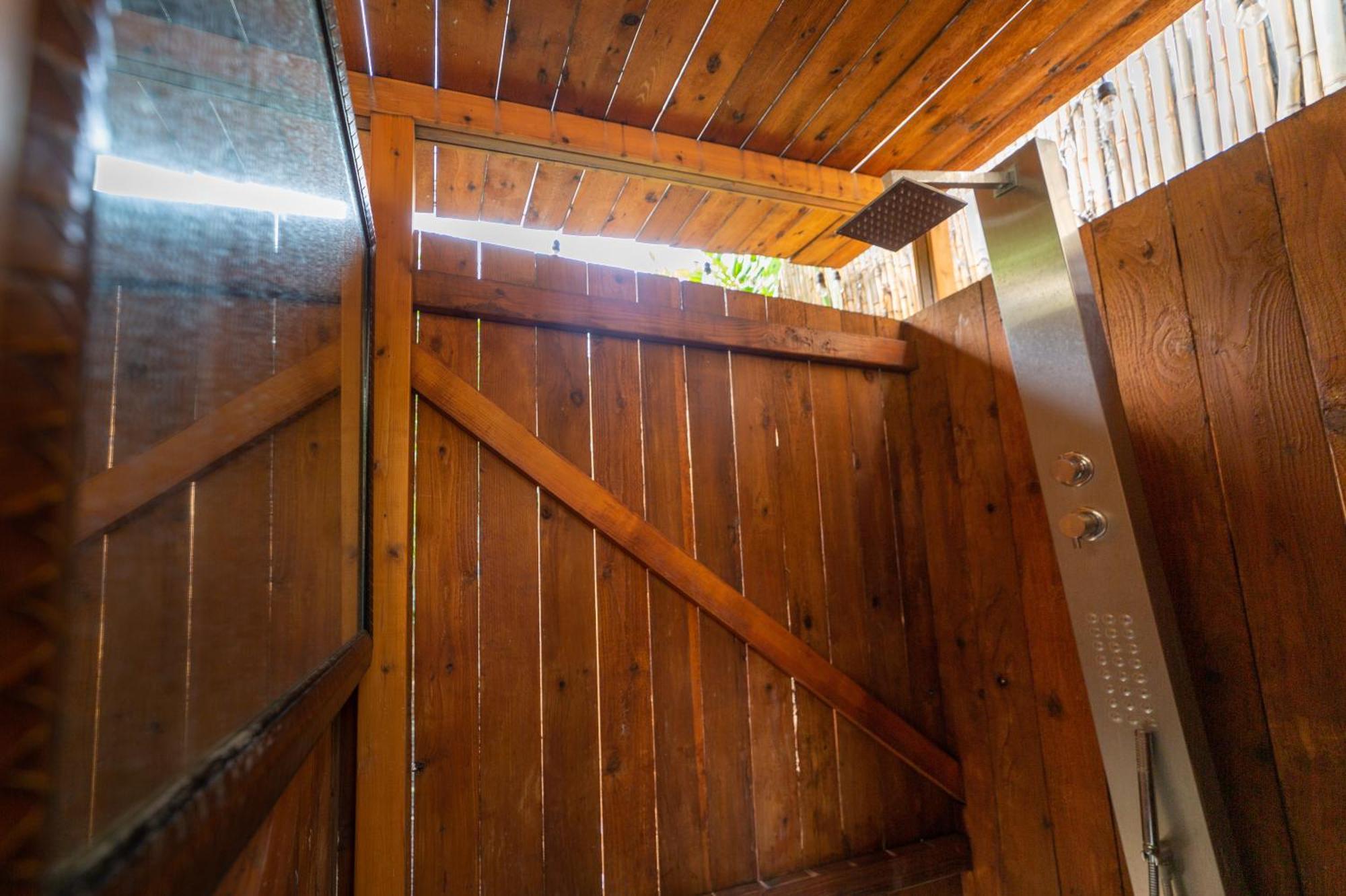 Bamboo Suite, 1 Bedroom, Sleeps 4, Pool & Bbq, Pre-Renovation Summer Sale Kihei Ngoại thất bức ảnh